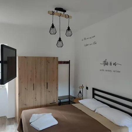 Bed & Breakfast La Casa Dei Ricordi Campagnano Di Roma